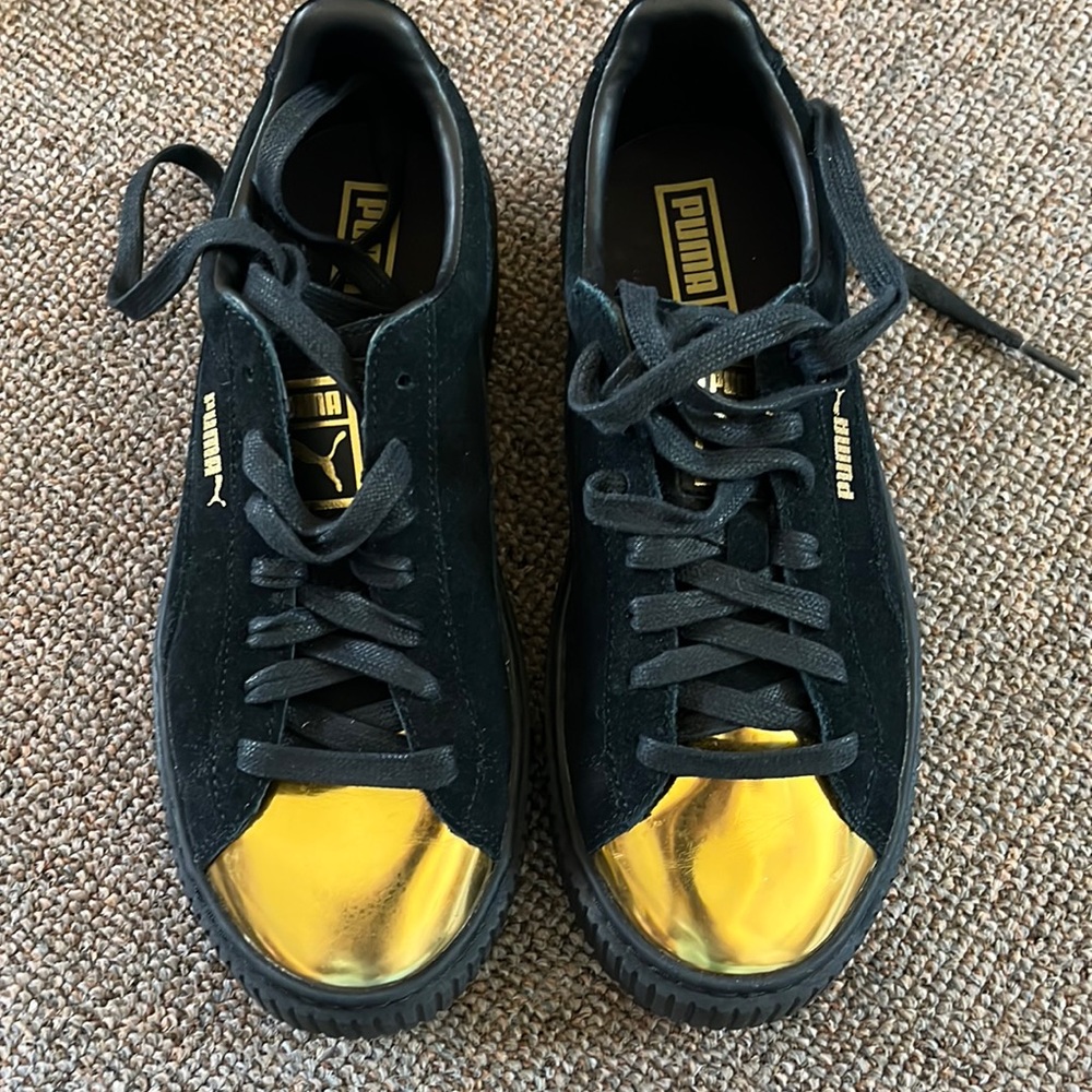 Puma Suede platform sneaker with gold toe
